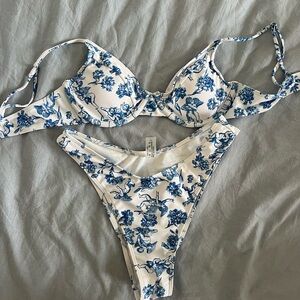 Vintage print bikini